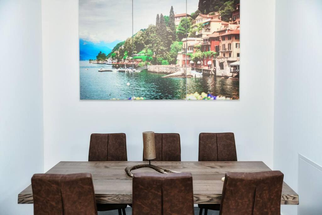 Como In Centro - By Myhomeincomo Bagian luar foto